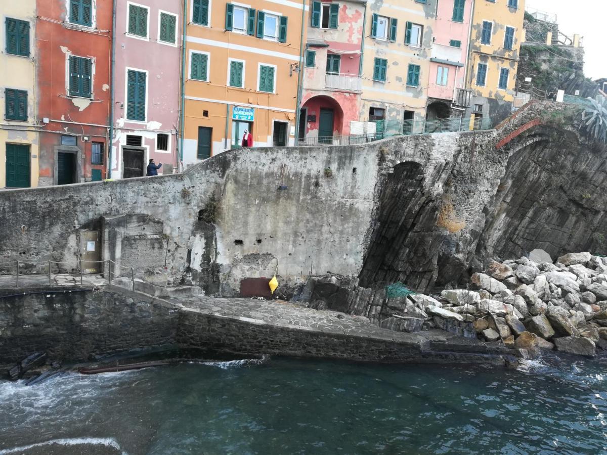 Affittacamere Le Oche Riomaggiore Exteriör bild